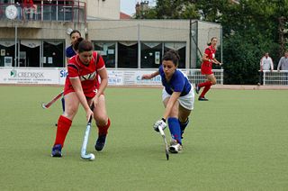 File:Hockey-sur-gazon-690.jpg