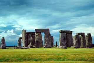 File:Stonehenge2.jpg