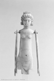 Louvre-poupee.jpg
