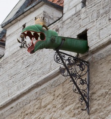 File:Gargouille - Hôtel de ville de Tallinn.JPG