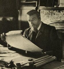 File:Victor Horta (vers 1900).jpg