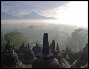 File:Borobudur - Java (RIA) (v2)-229.jpg