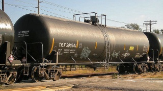 File:Wagon citerne-transport ferroviaire-train.jpg