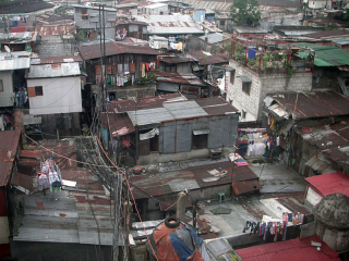 File:Bidonvilles Manille.png