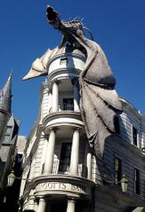 File:Gringotts.jpg