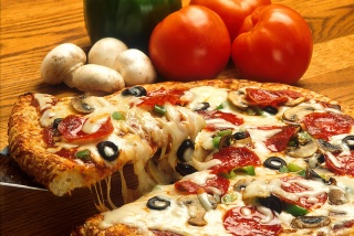 File:Pizza suprême.jpg