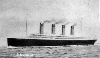 File:Titanic-8472.jpg