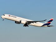 Airbus A350 XWB (1).jpg