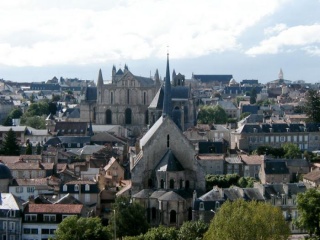 File:Poitiers.jpg