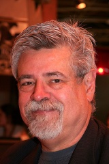 File:Raymond Elias Feist (2008).jpg