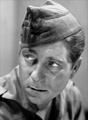 File:Jean Gabin dans La Banders (1935).jpg