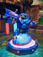 File:Skylanders Giants-4935.jpg