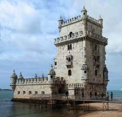 File:628px-Torre Belém April 2009-4a.jpg