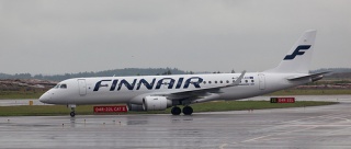 File:Avion Finnair pret a décoler-183.jpg