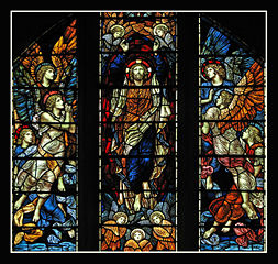 File:Vitraux Ascension du Christ-662.jpg