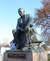 File:Statue d'Edison-6472.jpg
