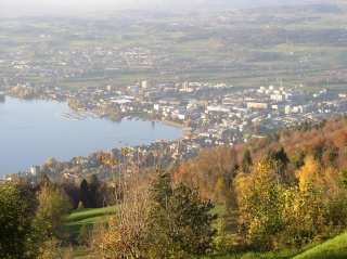 File:Vue sur Zoug et son lac.jpg