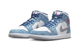 File:Air Jordan 1 Mid French Blue Fire Red.jpg