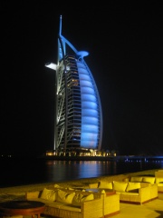 File:Burj Al Arab Dubaï hôtel 7*-6623.jpg