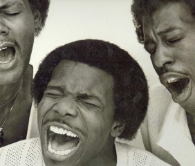 File:Chanteurs noirs africains de soul et Gospel-3252.jpg