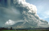 Nuée ardente-Éruption volcanique-Mayon.jpg
