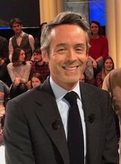 File:Yann Barthès (2019).jpg
