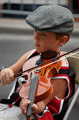 File:Violon-1660.jpg