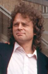 File:Brad Dourif en 1991.jpg