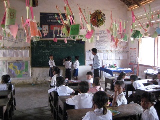 File:École cambodge2.jpg