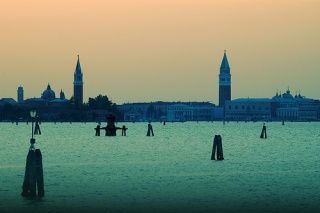 File:Venice-9986.jpg
