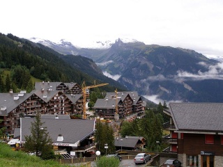 File:800px-Anzere01.jpg