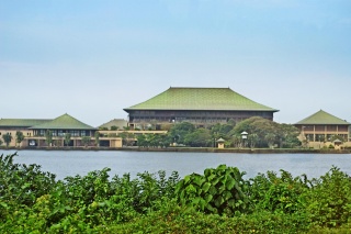 File:Sri Jayawardenapura - Parlement du Sri Lanka.jpg