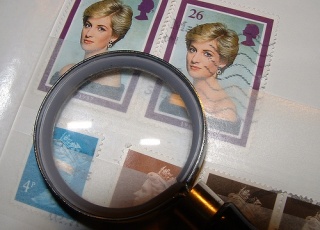 File:LOUPE-1875.jpg