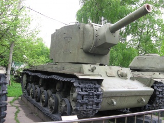 File:Char KV-2.jpg