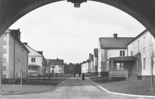 File:Gammelbyn i Stureby, 1930-tal.jpg