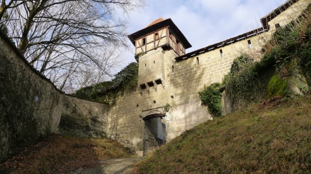 6743603747 25b06c56e4 b.jpg