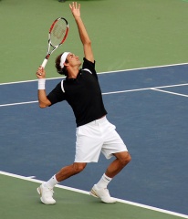 File:Roger Federer, Rogers Cup 2007 Montreal-7144.jpg