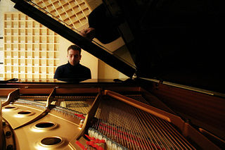 File:Piano à queue-4036.jpg