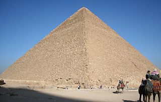 File:Pyramide de Khéops-3450.jpg