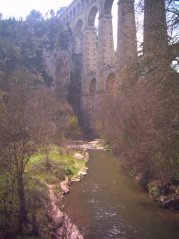 File:Arc fleuve PACA.jpg