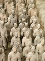 File:Armée soldat argile Chine terre cuite.jpg